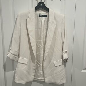 White blazer - Zara